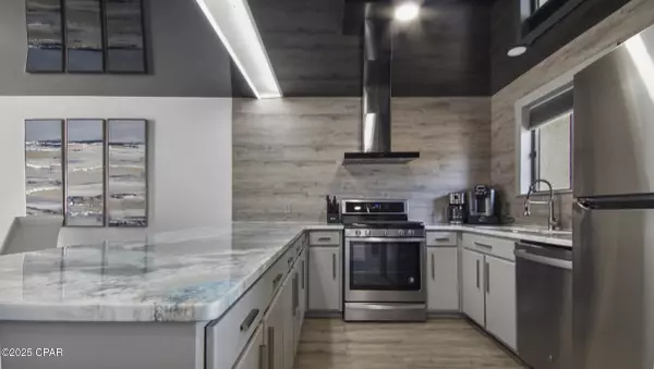 Panama City Beach, FL 32407,131 Kimberly DR