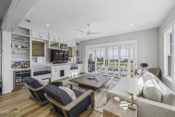 Port St Joe, FL 32456,112 N Echo LN