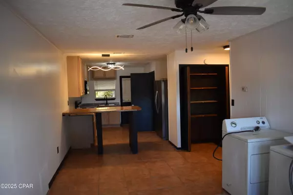 Panama City, FL 32404,3613 E 14th ST