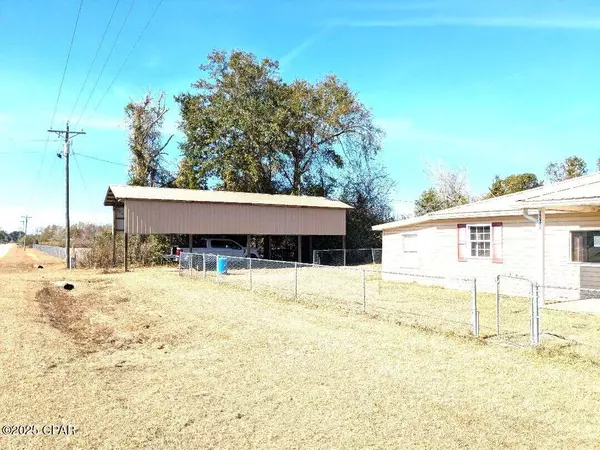 Altha, FL 32421,15982 NW Ashley Shiver RD