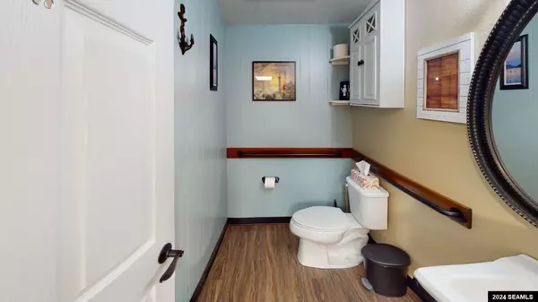 Ketchikan, AK 99901,2206 Tongass Ave