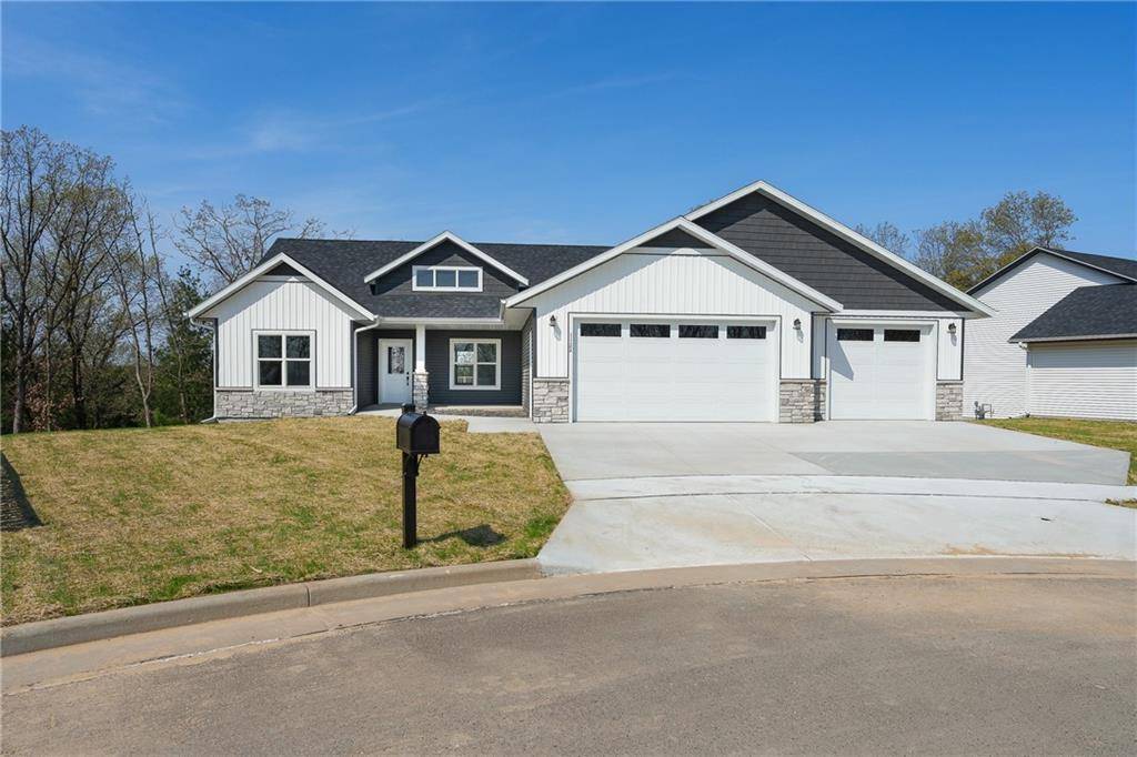 1122 Craven Court, Eau Claire, WI 54703