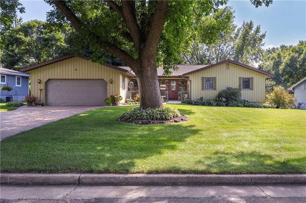 2215 Hatch Street, Eau Claire, WI 54701