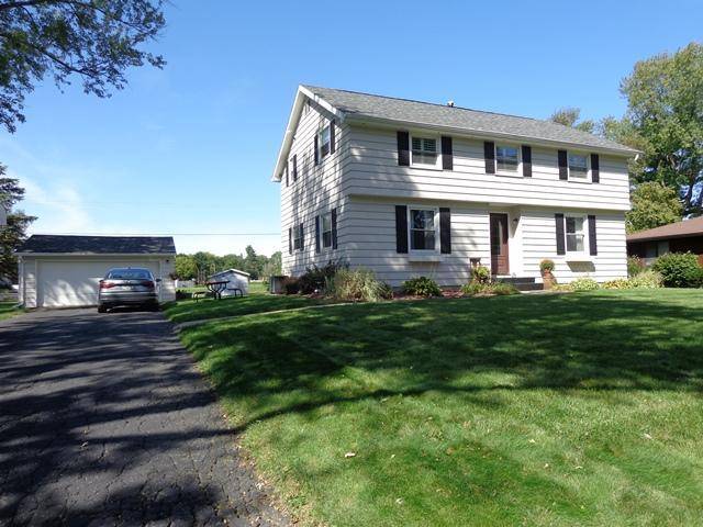 434 S Douglas Ct, Whitewater, WI 53190-1627