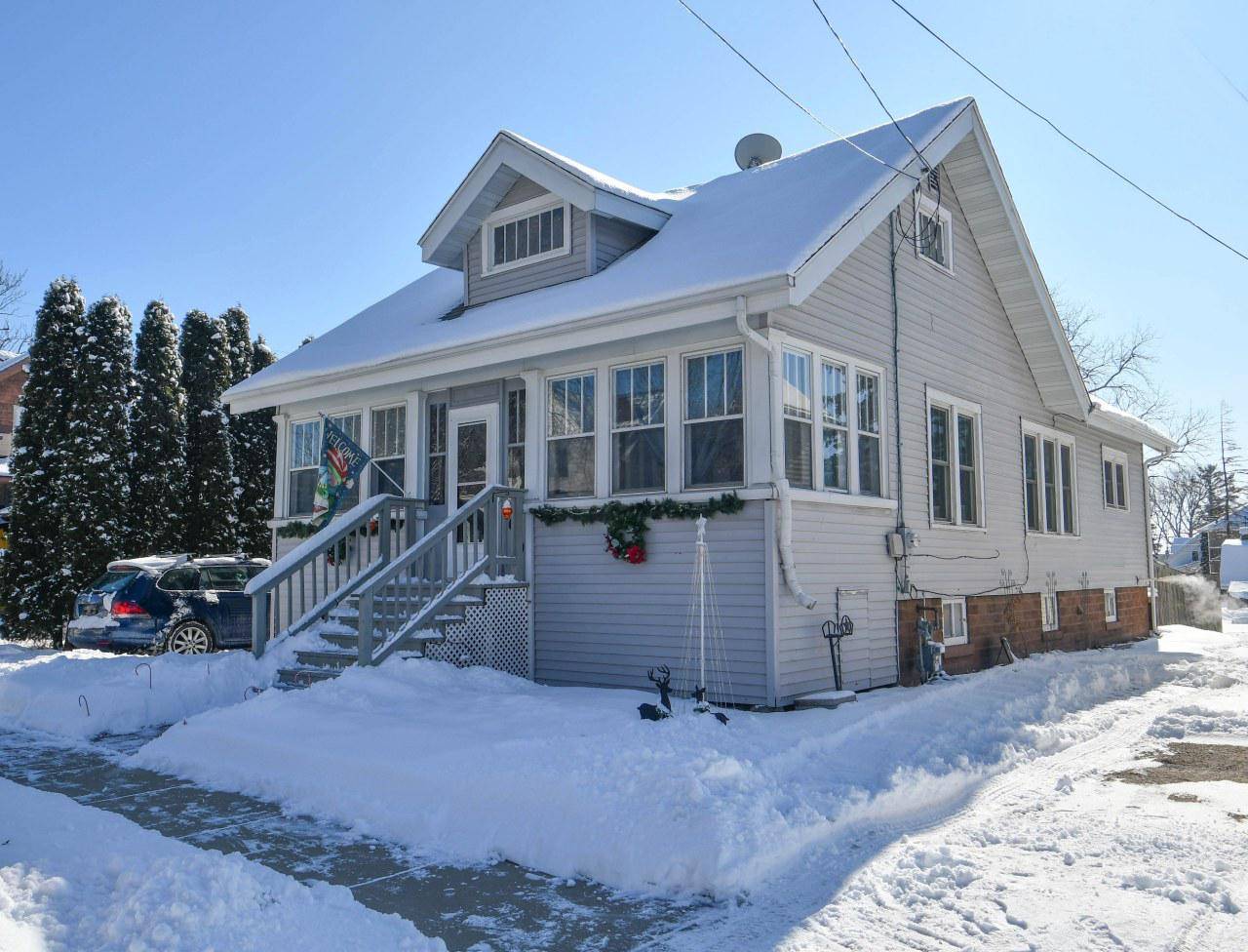 609 W Madison STREET, Watertown, WI 53094-4212