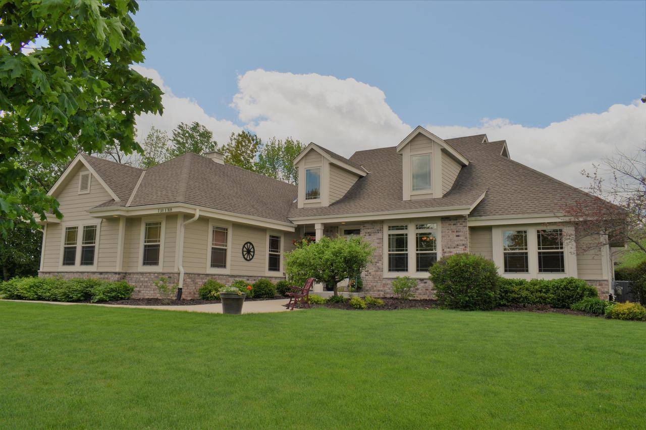 W169N7609 Overlook Trl, Menomonee Falls, WI 53051-4183