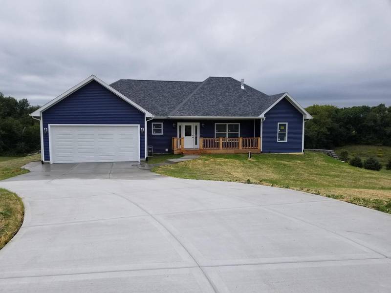 N7037 Hillside COURT, Delavan, WI 53115-4120