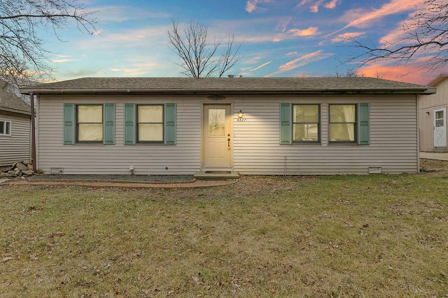 6527 126th STREET, Pleasant Prairie, WI 53158