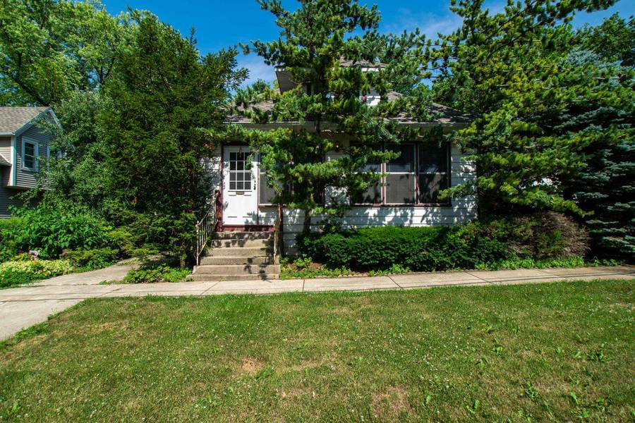 205 N Fourth STREET, Delavan, WI 53115-1203