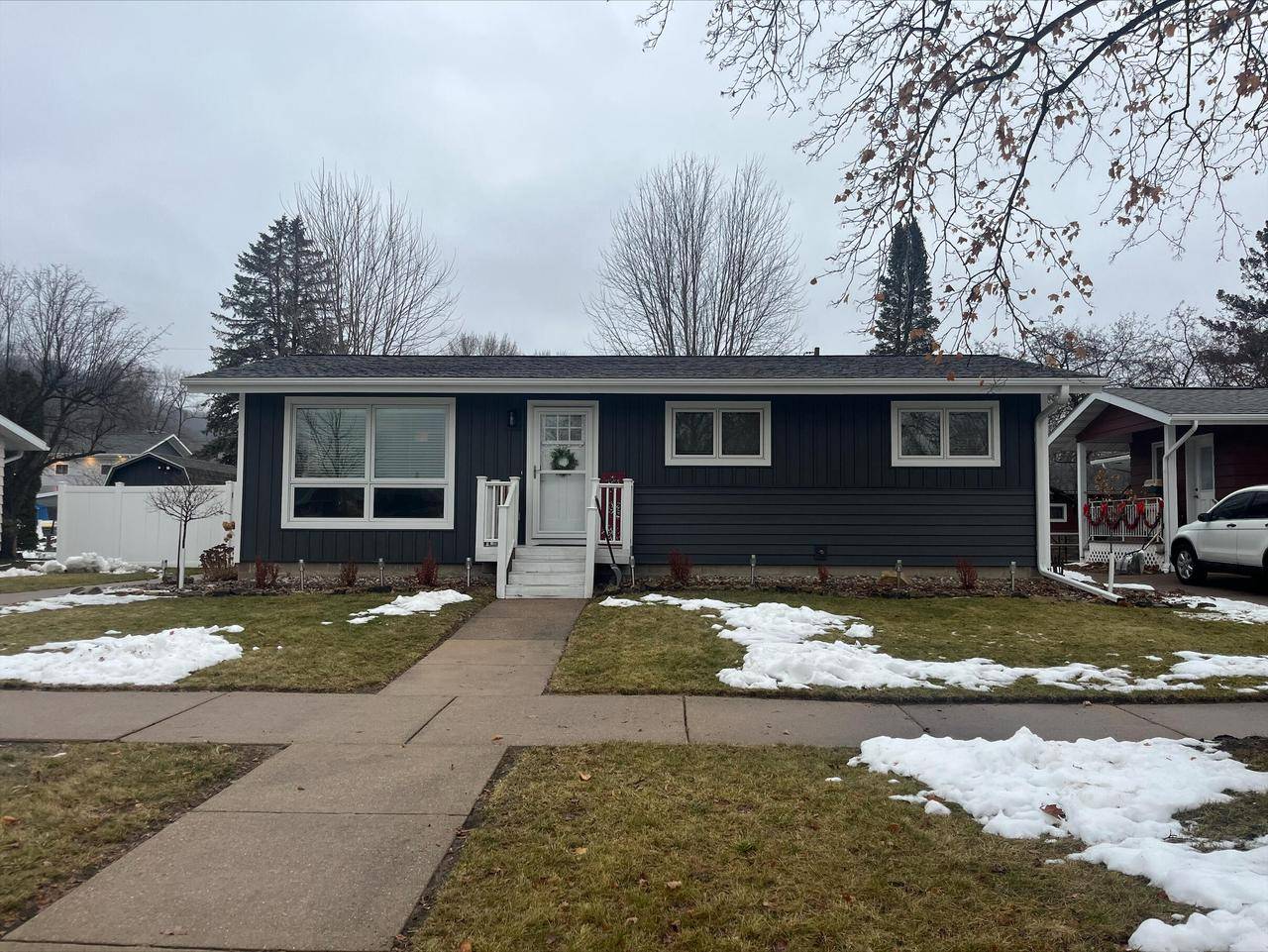 604 3rd STREET S, La Crescent, WI 55947-0000