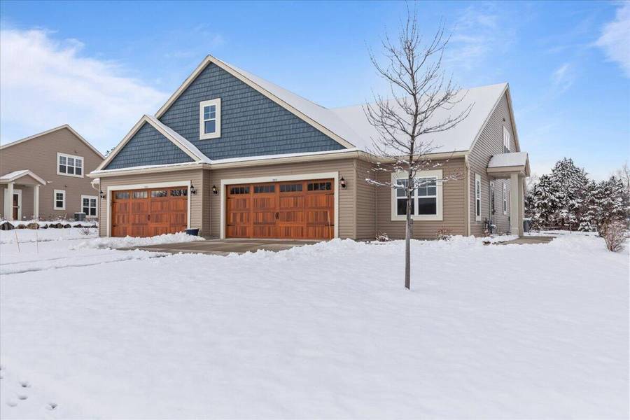 850 Bridlewood DRIVE, Hartford, WI 53027