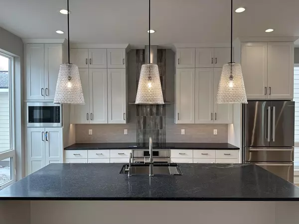 Mequon, WI 53092,6243 W Foxtown DRIVE