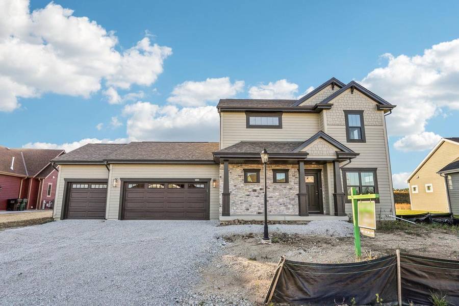 9259 S Overlook WAY, Franklin, WI 53132