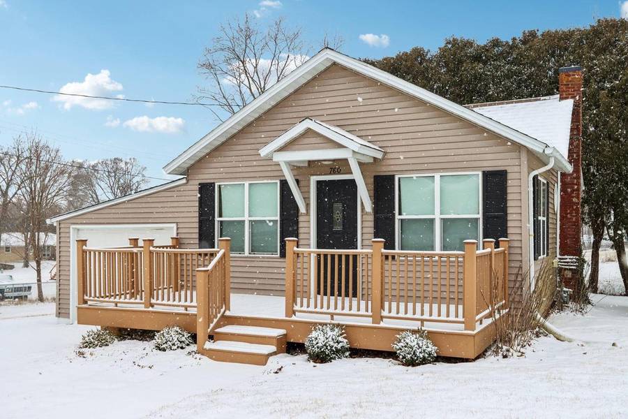 760 N Elm STREET, Platteville, WI 53818-1719