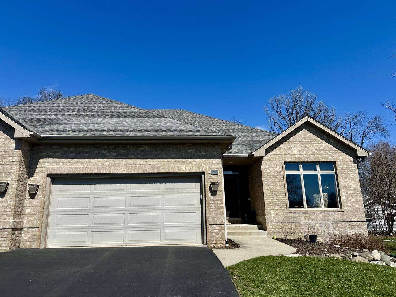 309 Benton COURT, Wales, WI 53183