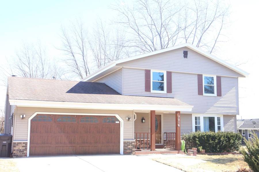 7216 S Tifton DRIVE, Franklin, WI 53132