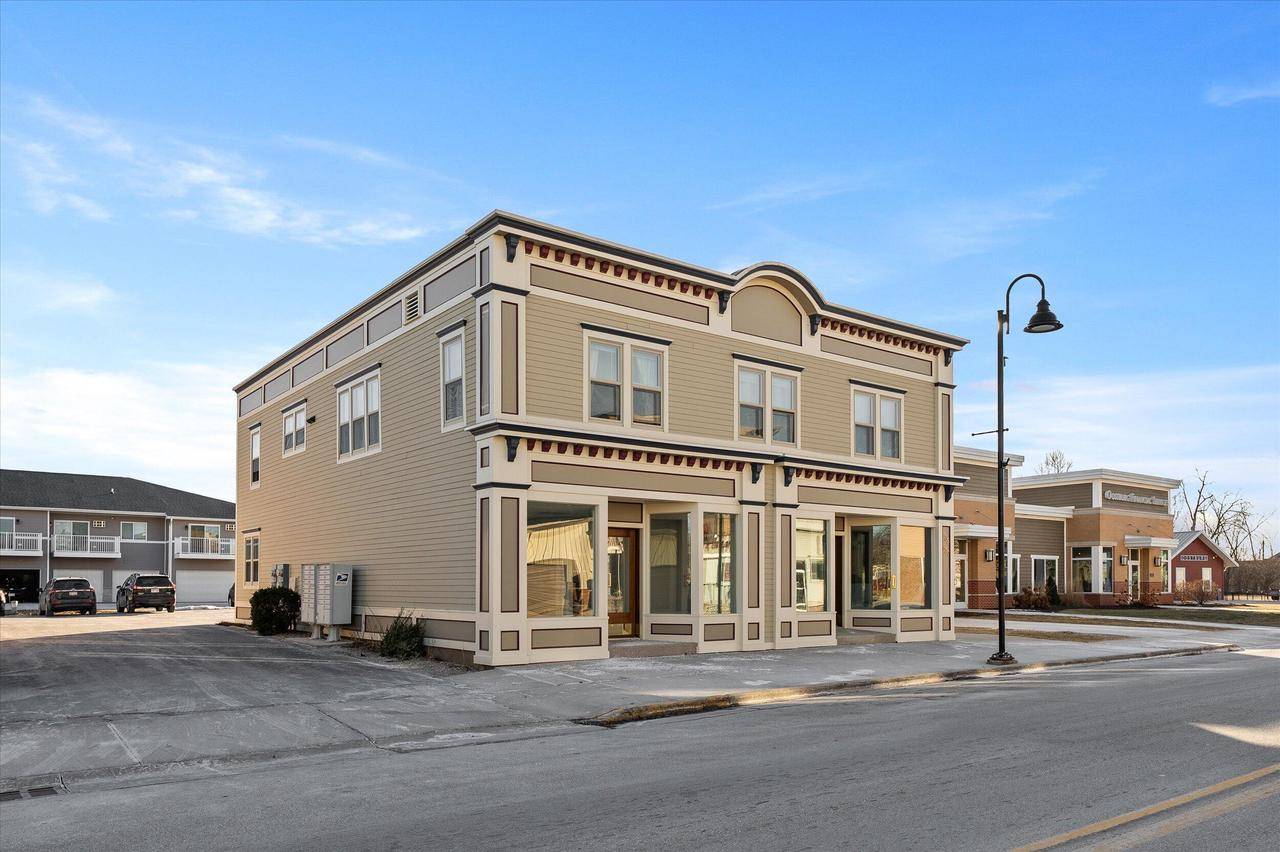 931 Center AVENUE, Oostburg, WI 53070