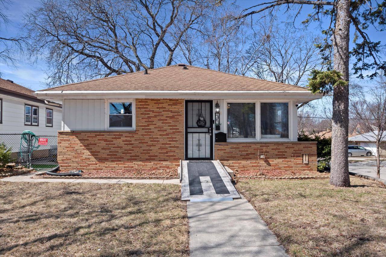 4481 N 74th STREET, Milwaukee, WI 53218