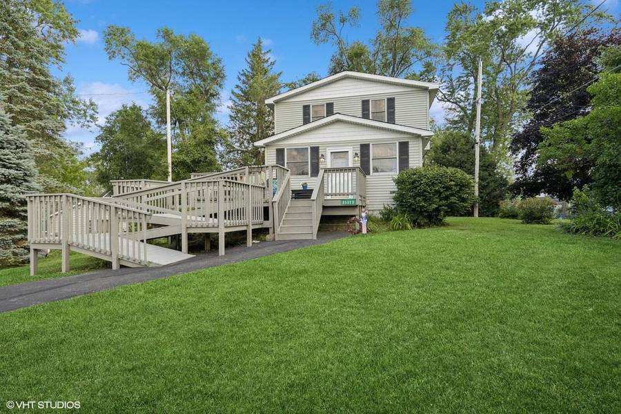 33323 75th STREET, Burlington, WI 53105