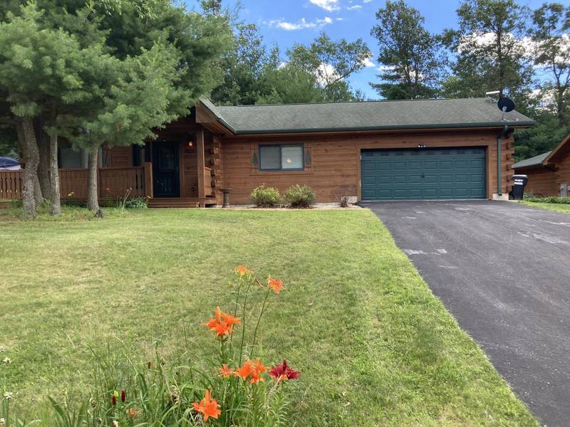205 Blossom DRIVE, Warrens, WI 54666