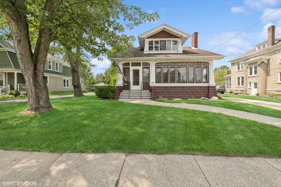 2073 Beulah AVENUE, East Troy, WI 53120