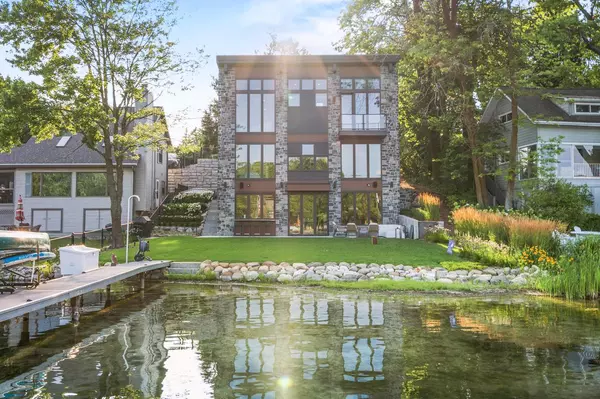 N7299 County Rd C, Plymouth, WI 53073-3039