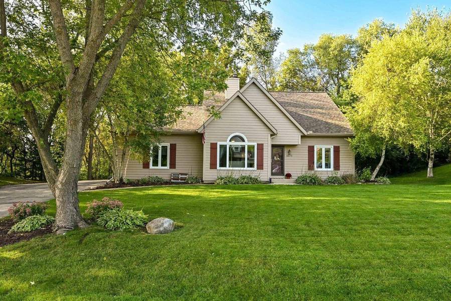 6575 S Carroll CIRCLE, Franklin, WI 53132-1175