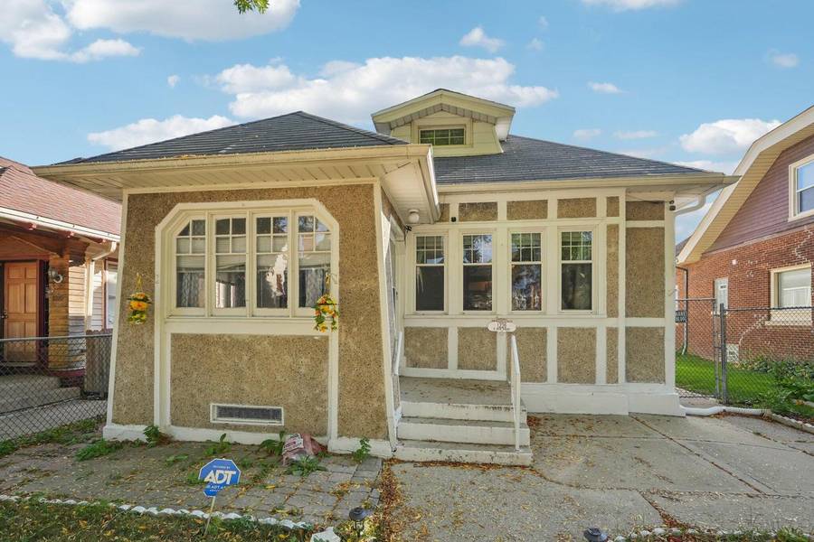 1226 S 28th STREET, Milwaukee, WI 53215-1645