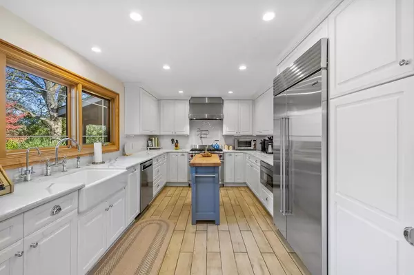 Pleasant Prairie, WI 53158-3008,8400 122nd STREET