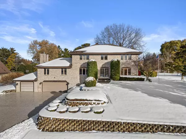 12311 87th AVENUE, Pleasant Prairie, WI 53158-2403