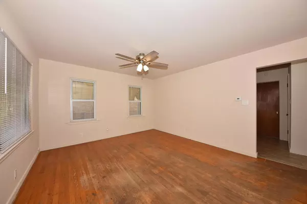 Milwaukee, WI 53218-4006,5161 N 64th STREET