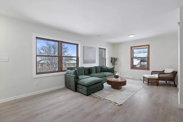 Hartland, WI 53029,530 Manchester LN