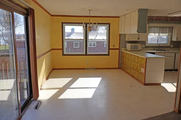 Tomah, WI 54660,110 Lakeview CT