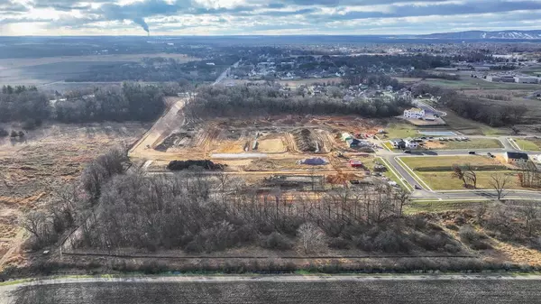 Portage, WI 53901,2920 Bluebird DR