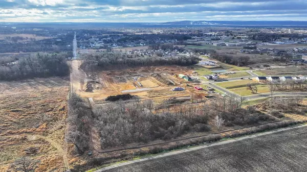 Portage, WI 53901,350 Gunderson DR