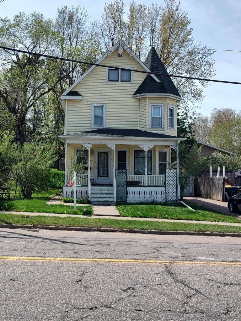 337 W Main Street, Reedsburg, WI 53959
