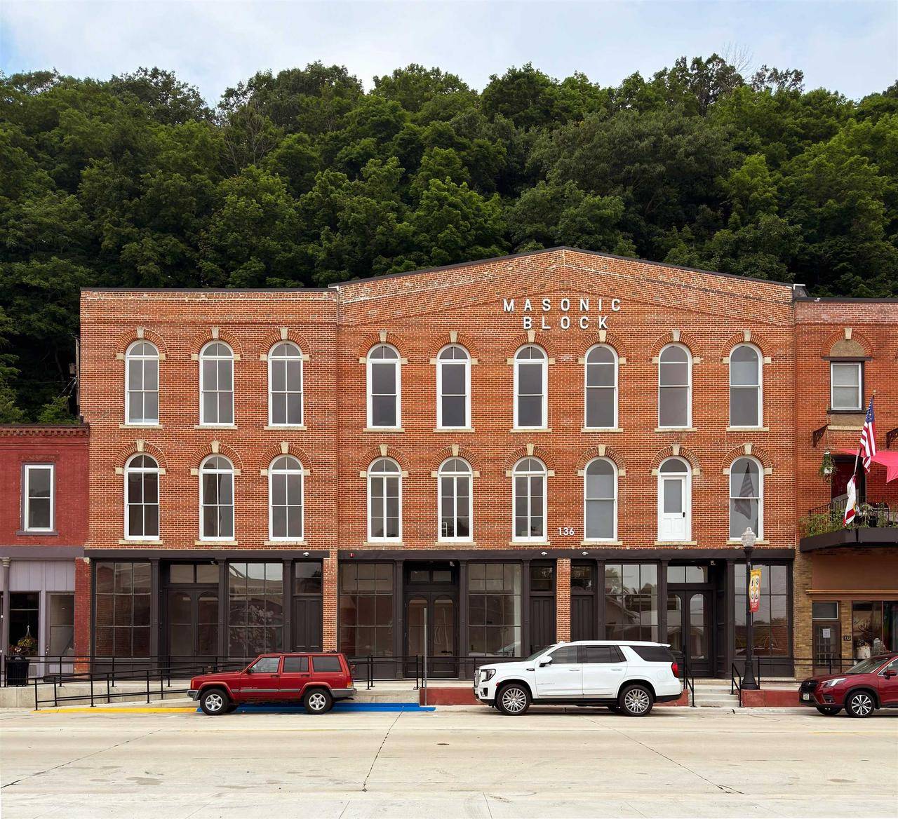 136 Main Street #303, Mcgregor, IA 52157