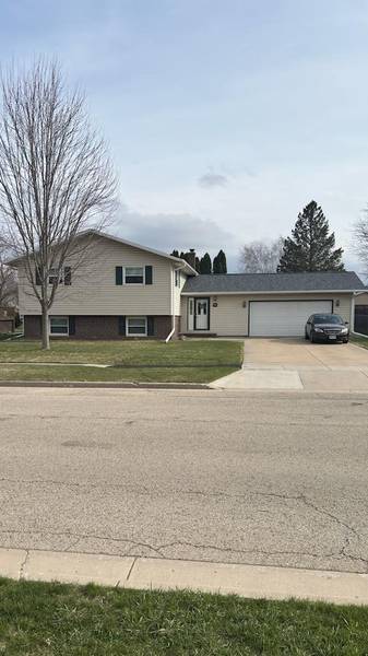 447 Neevel Avenue, Waupun, WI 53963