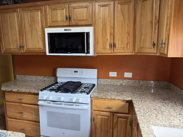 Waterford, WI 53185,513 Mayflower Drive
