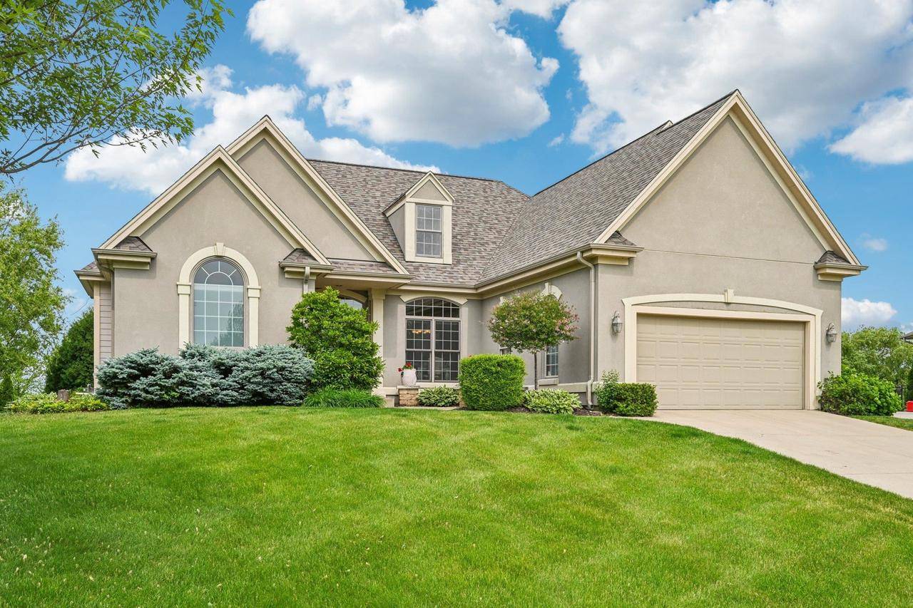 220 Steeple Court, Johnson Creek, WI 53038-9447