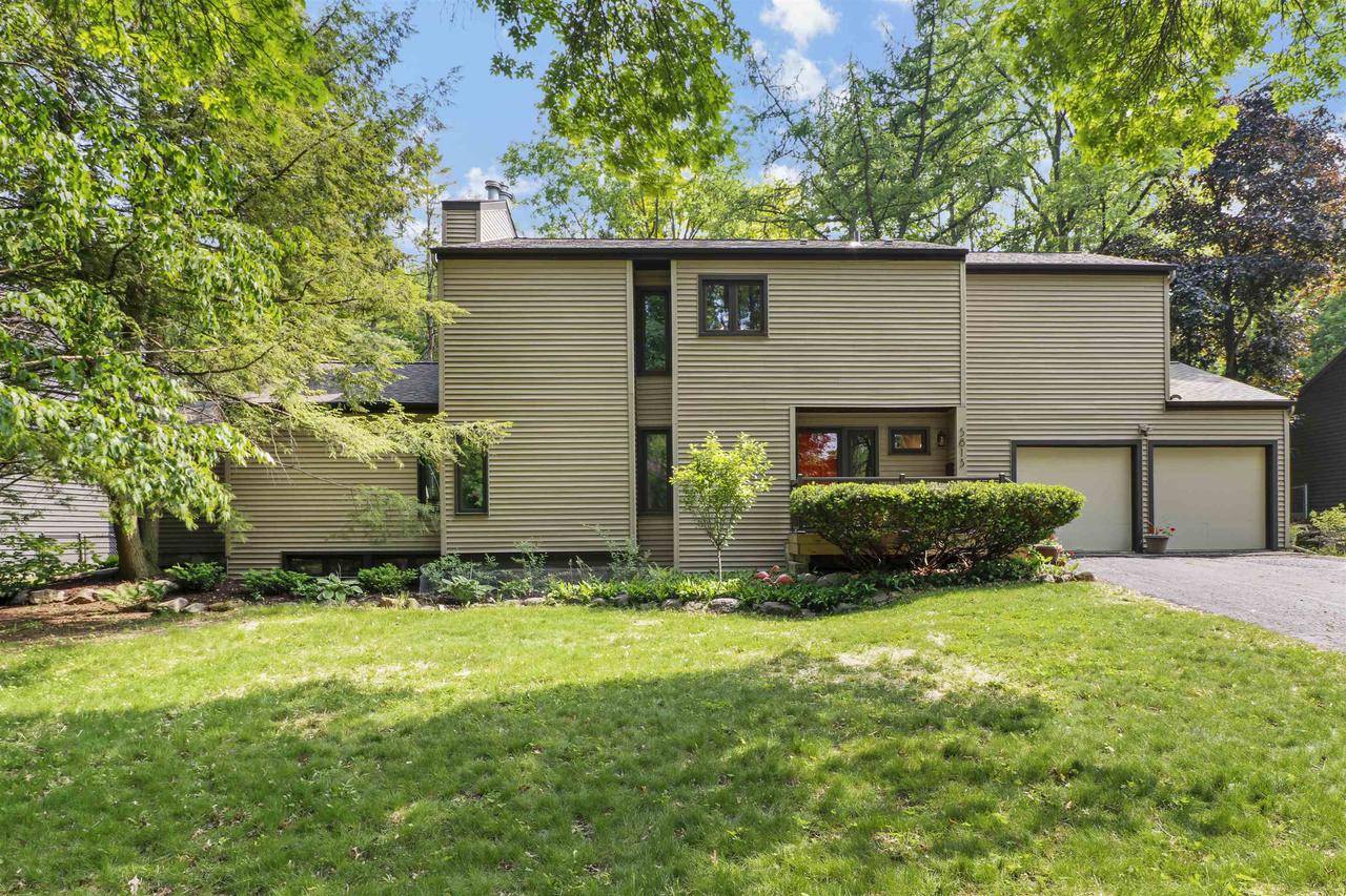 5813 Hempstead Road, Madison, WI 53711-3414