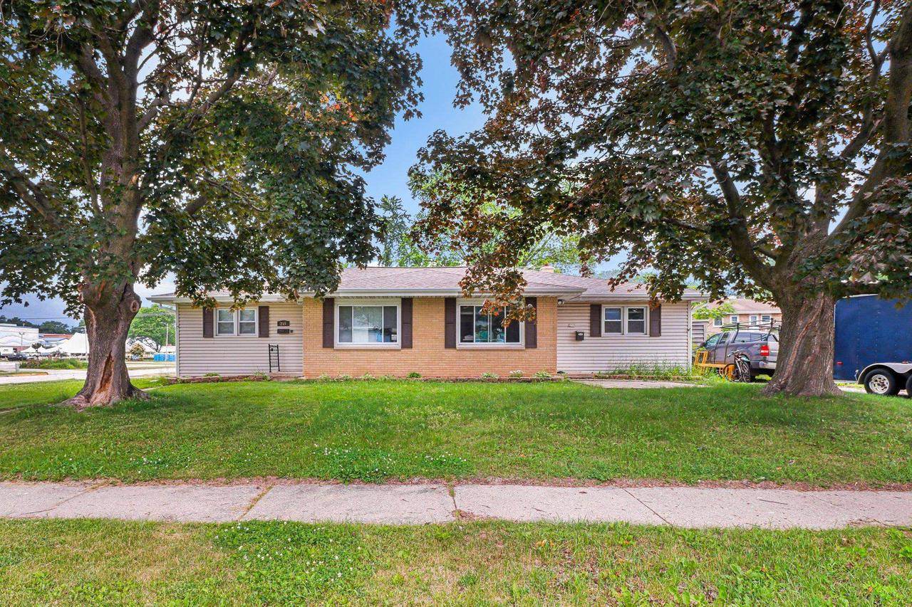 255-259 Park Street, Oregon, WI 53575