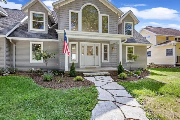 Green Lake, WI 54941-0000,W1053 & W1049 Illinois AVE