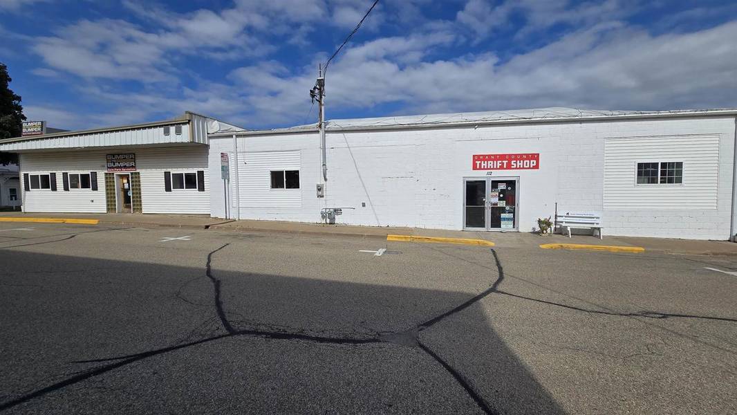 104 S Monroe Street, Lancaster, WI 53813