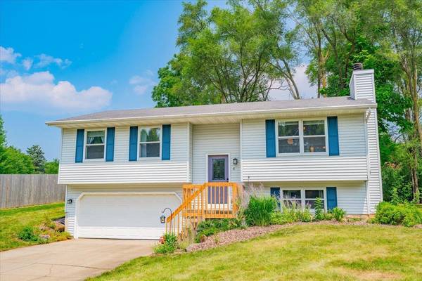 6 Arther Court,  Madison,  WI 53713