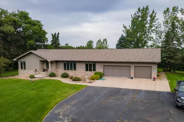 602 East Wheeler DR, Plainfield, WI 54966