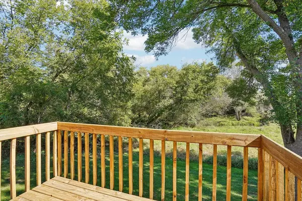 Waunakee, WI 53597,317 Castle Oaks XING