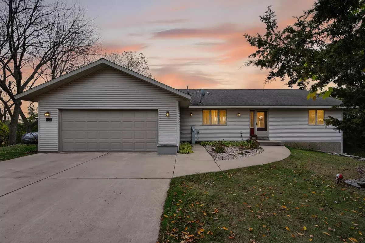 Princeton, WI 54968,N4208 State Road 73 RD