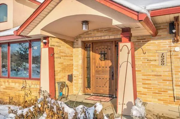 Mazomanie, WI 53560,10200 County Road Y