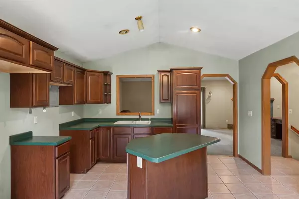 Amherst, WI 54406,440 BEVERLY DRIVE